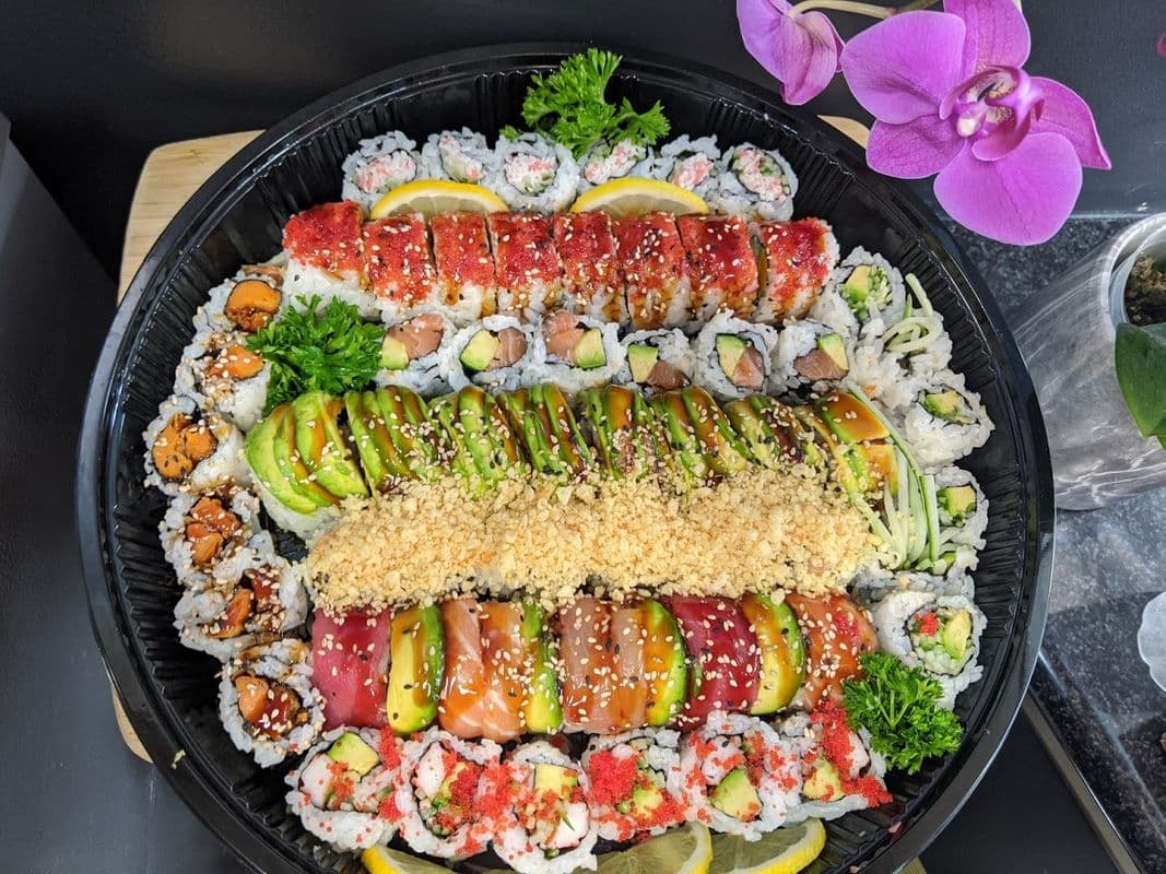 Rolls Tray (60 pcs)
