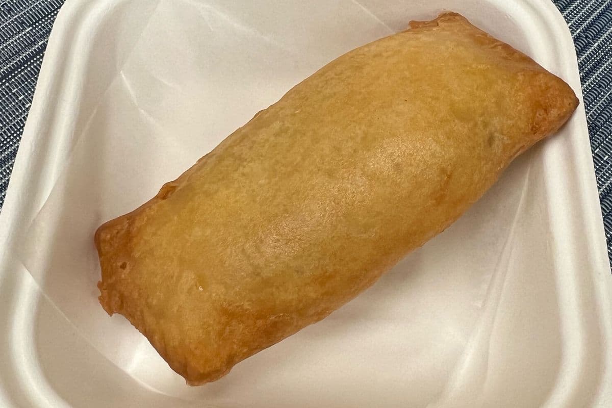 Chicken Egg Roll (1 pc)