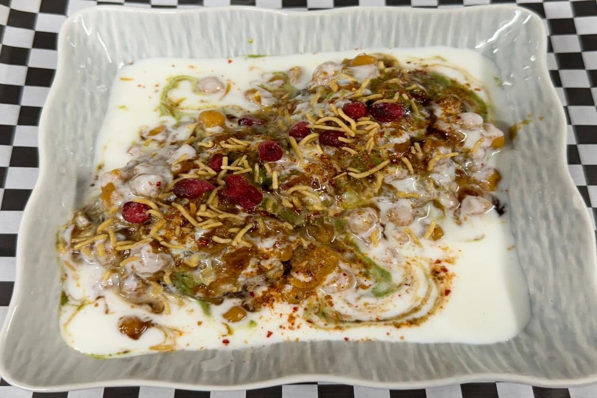 Aloo Tikki Chaat
