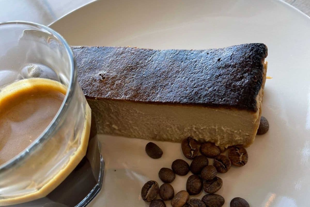 Espresso Basque Cheesecake