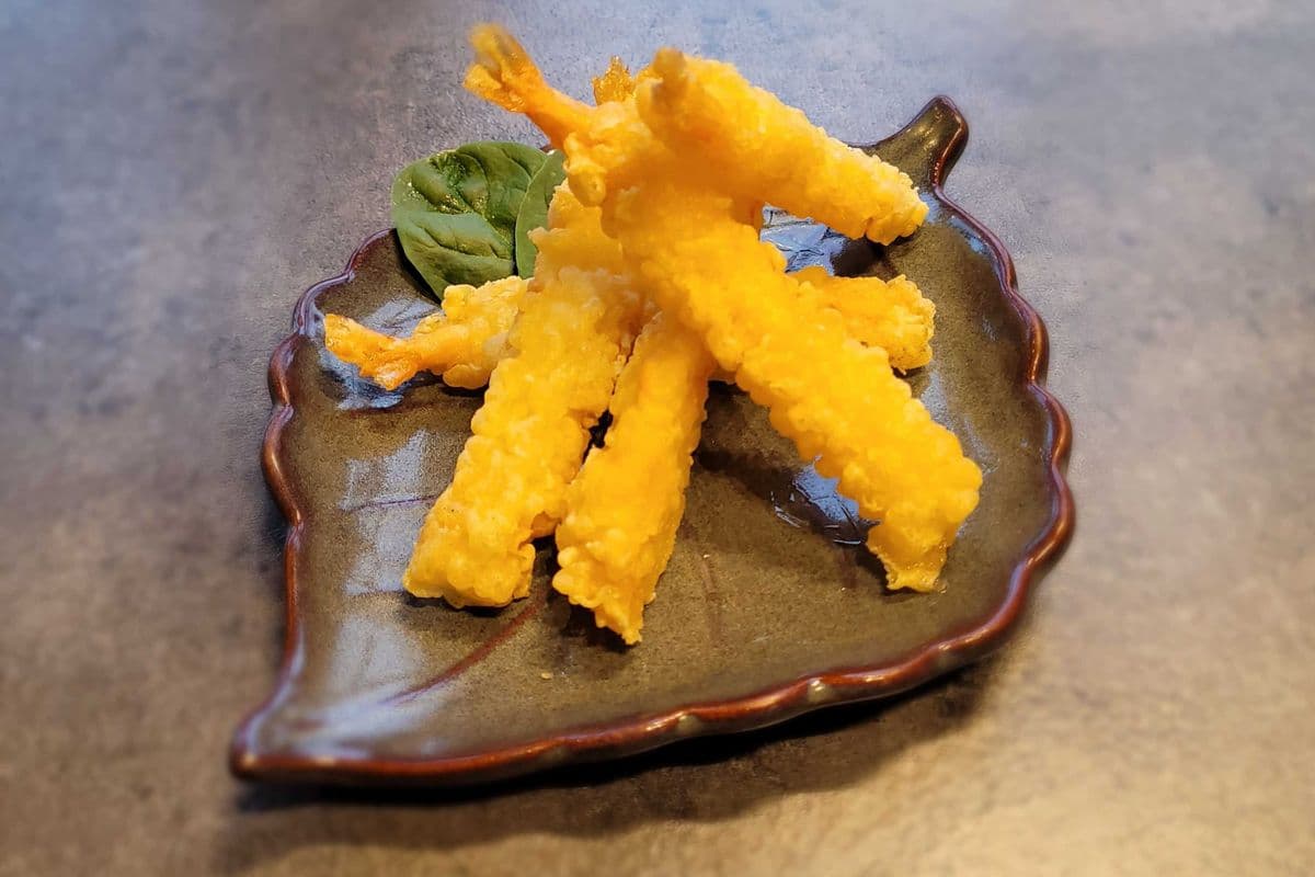 98.Crevettes tempura 5mcx / shrimps tempura 5pcs