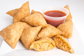 Mini Butter Chicken Samosa (25 pcs)