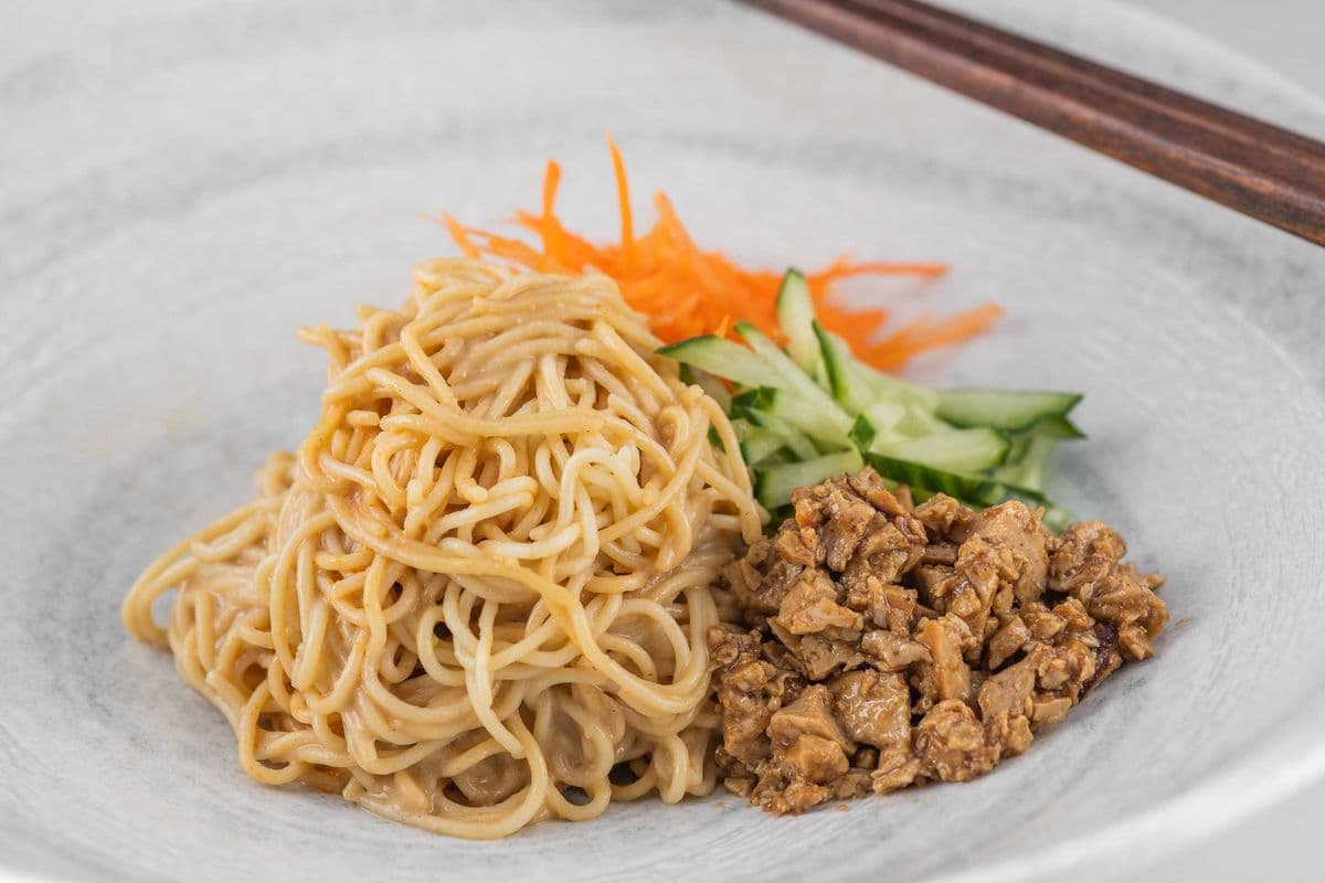 Spicy Cold Noodle 中华凉面 (辣)