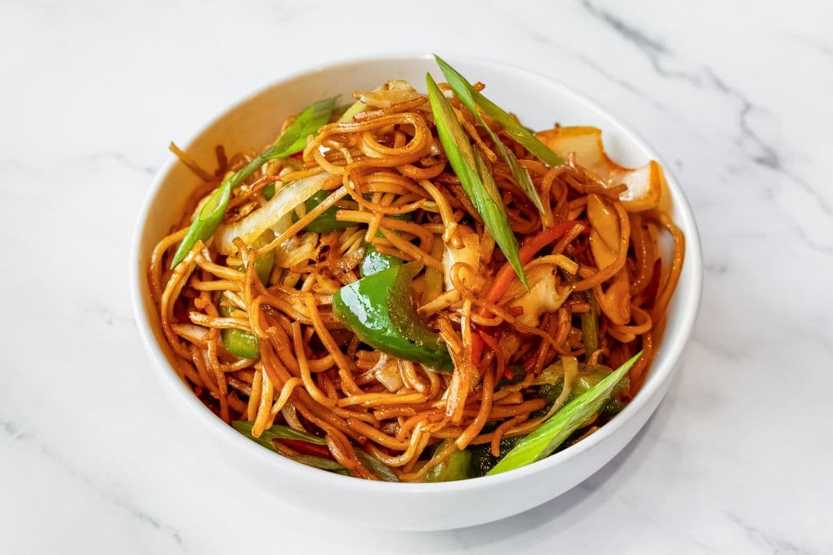Wok Tossed Hakka Veg Noodles
