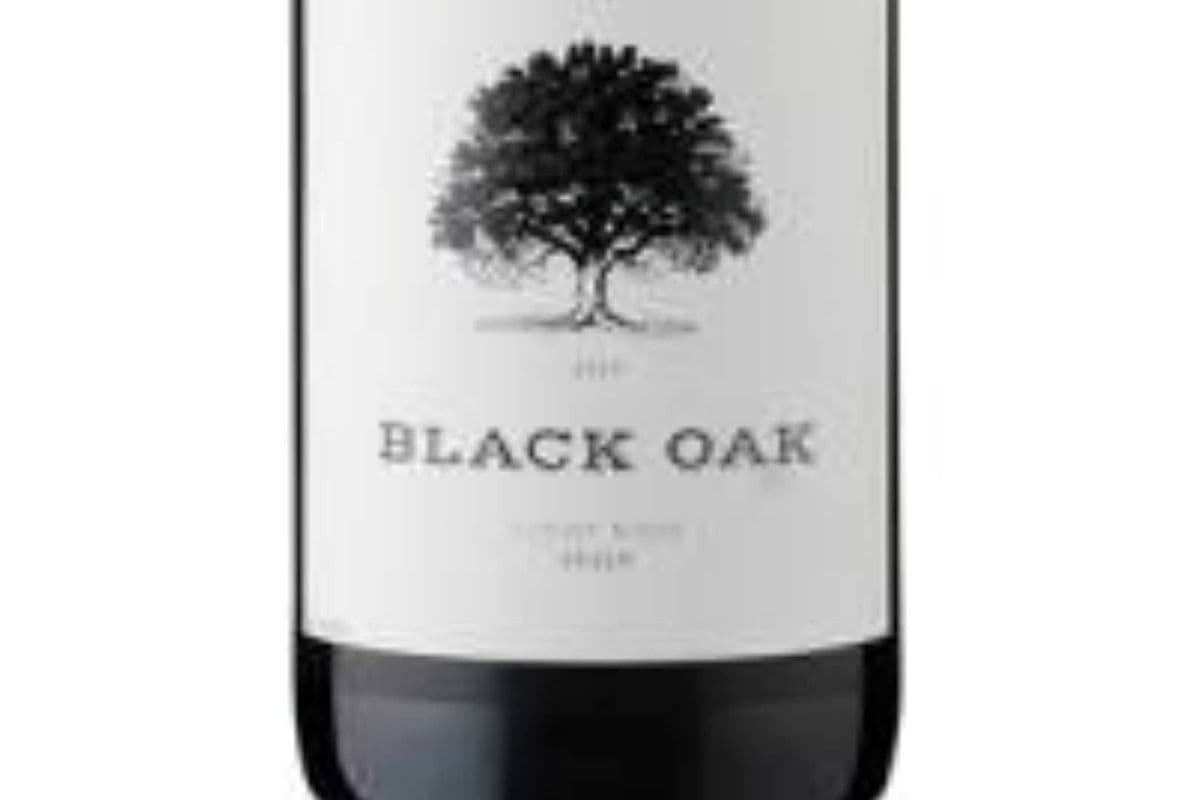 Black Oak Pinot Noir (1 x 750 ml)