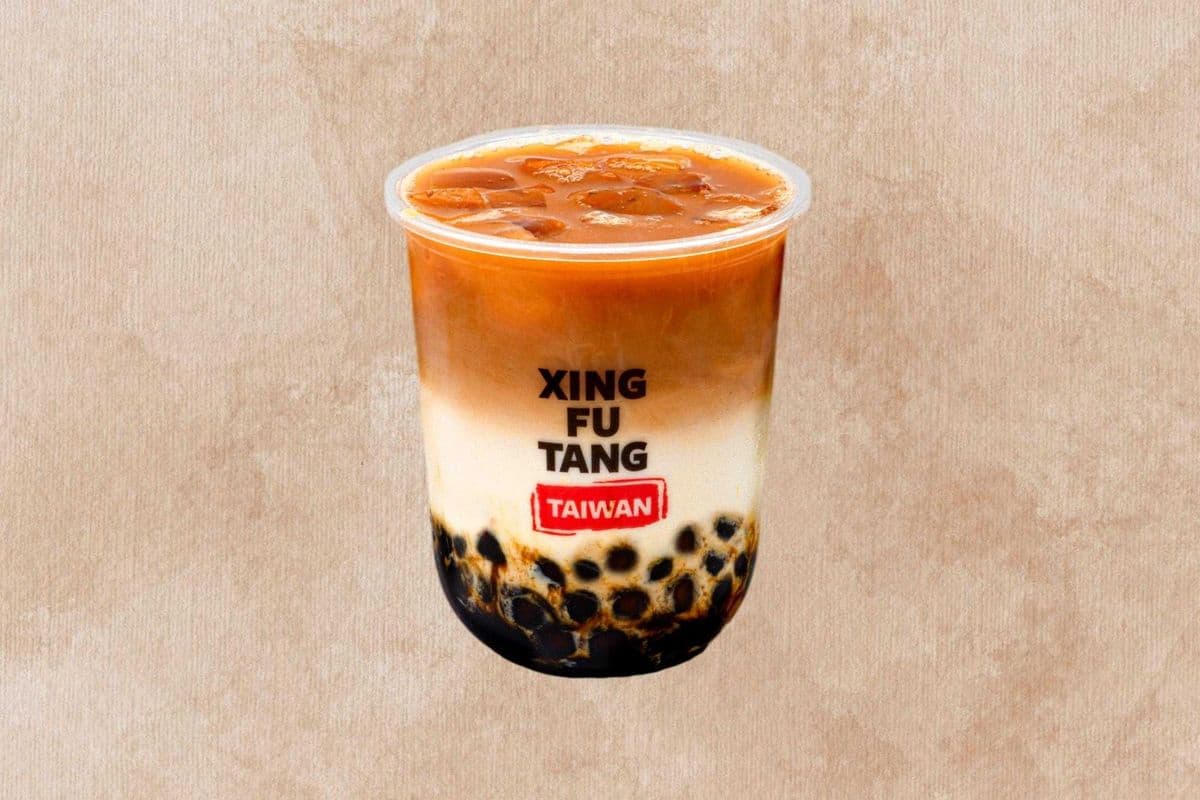 Brown Sugar Pearl Tea Latte 黑糖珍珠紅茶拿鐵