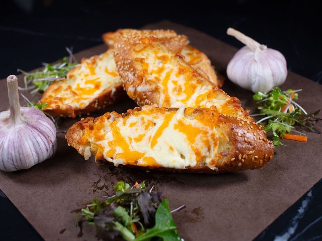 GARLIC BREAD