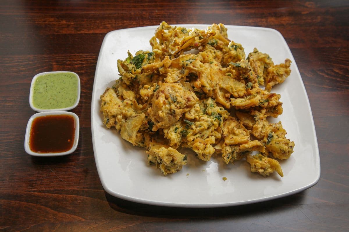 Vegetable Pakora Plate
