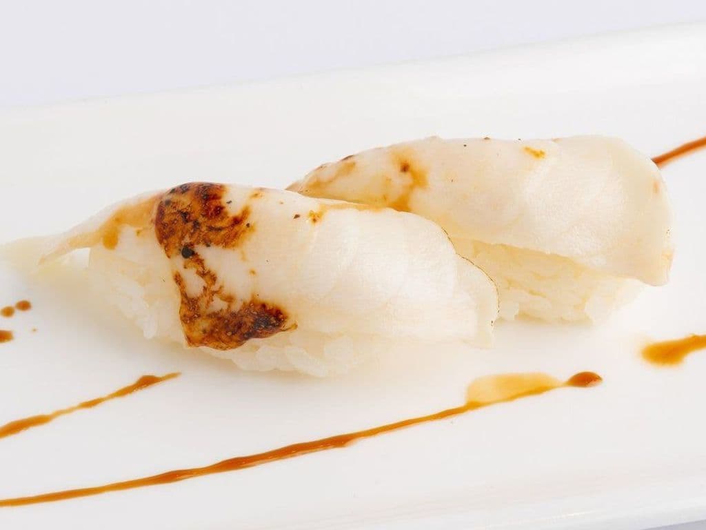 Torched W Tuna Sushi (2pcs)