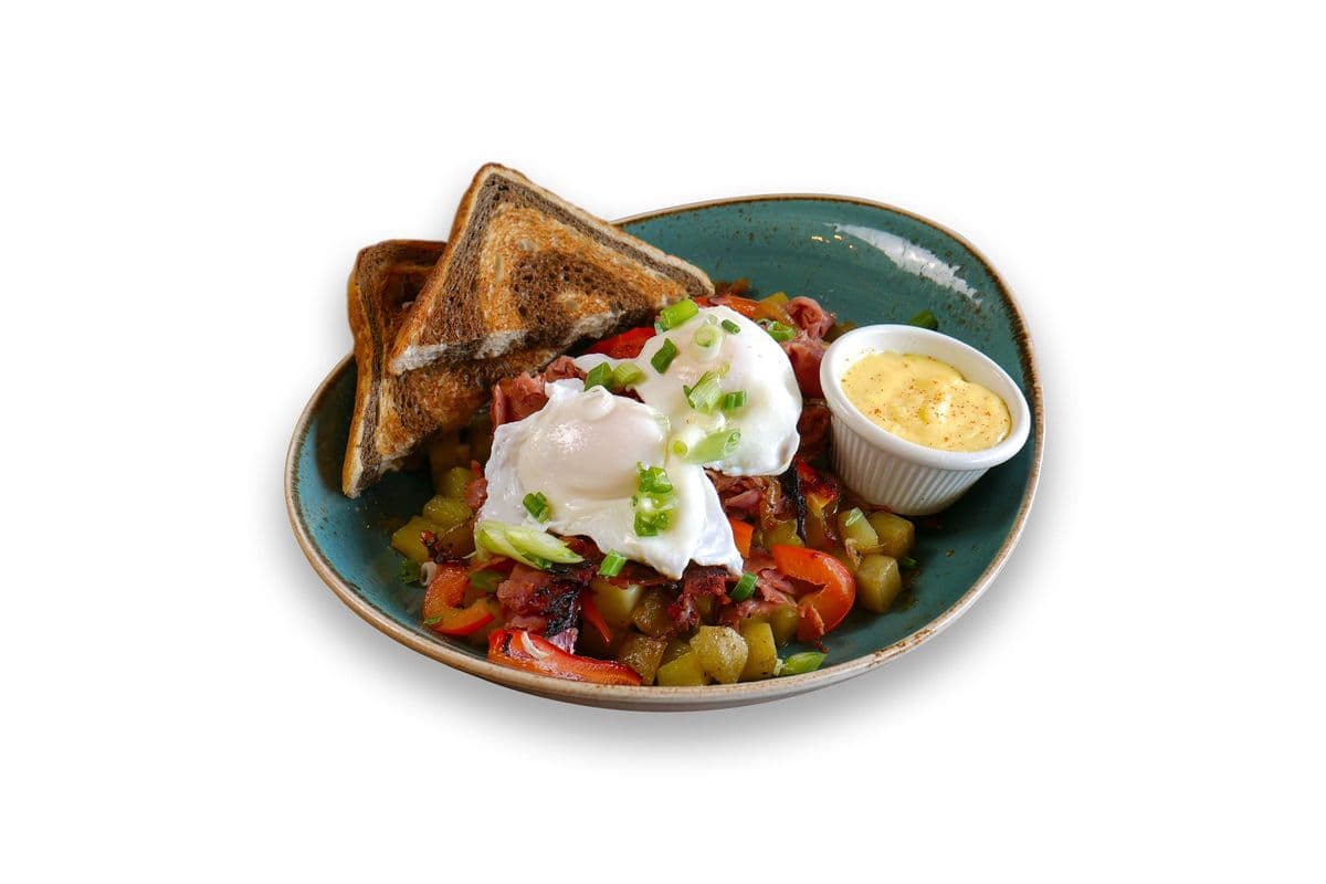 Montreal Smoked Meat Hash and Eggs