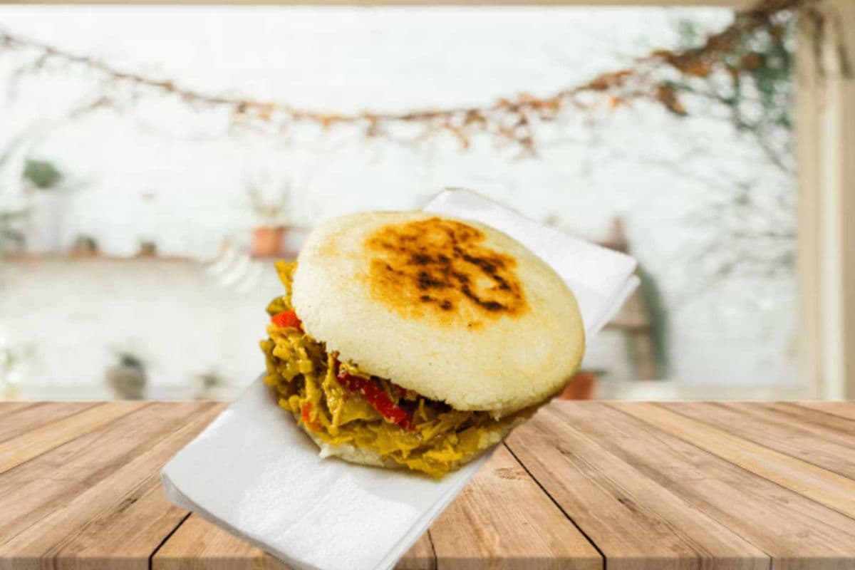 Chicken Arepa