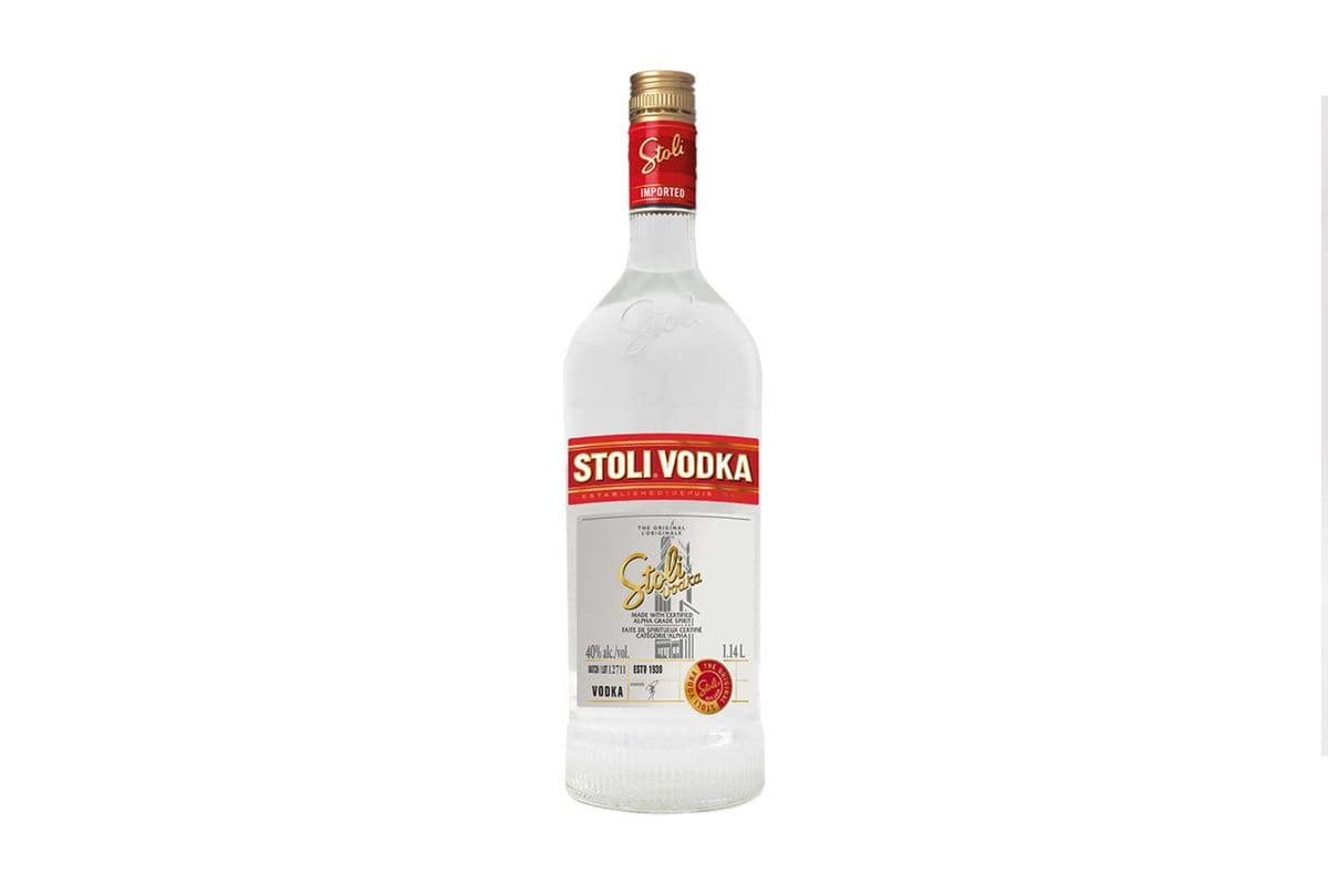 Stolichnaya Premium Vodka (1.14 L) (1 x 1.14L)