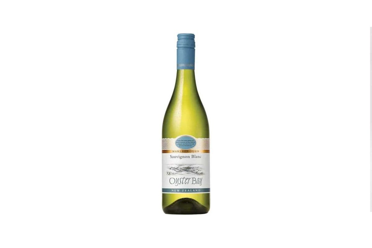 Oyster Bay Sauvignon Blanc (750ml) (NZ) (1 x 750ml)