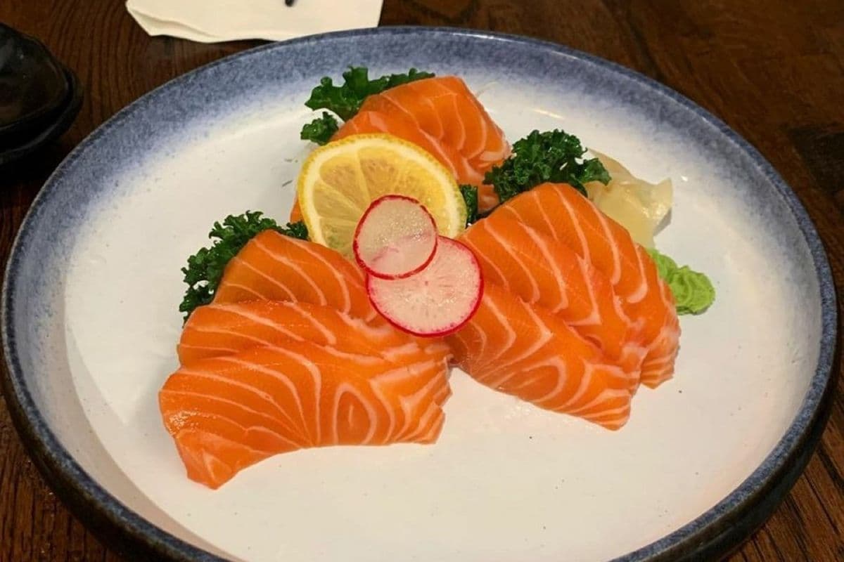 Salmon - Nine Pieces