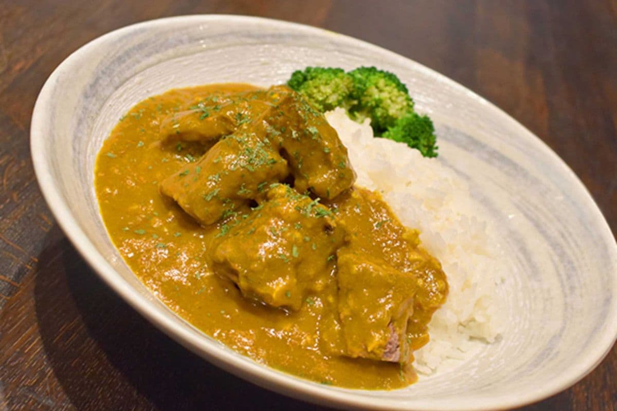 Curry Beef Brisket Rice 咖喱牛腩燴飯