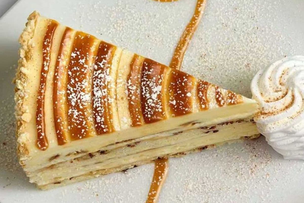 Cinabone cheese cake slice (1 Slice)