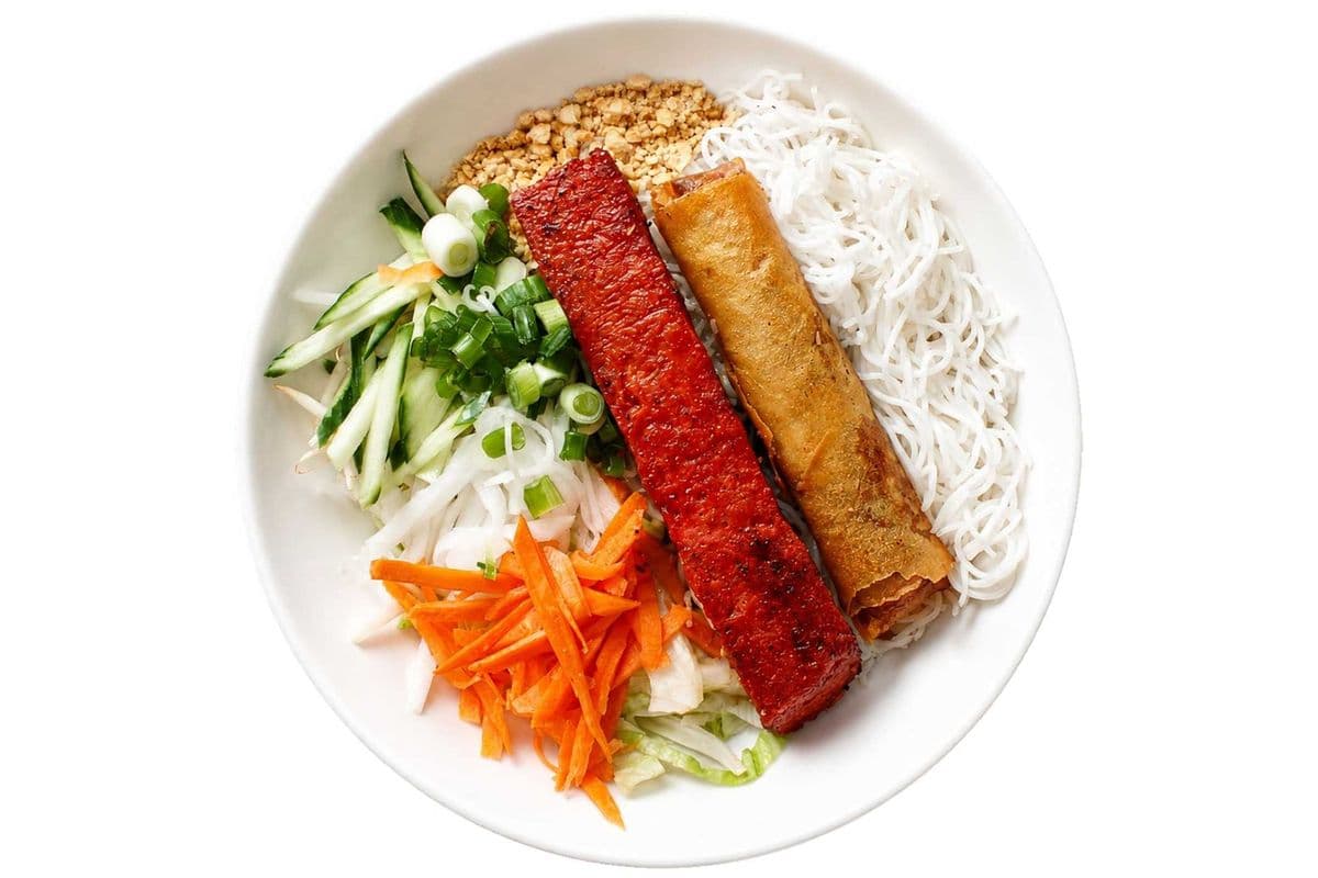 32. Grilled Sausage and Spring Roll Vermicelli