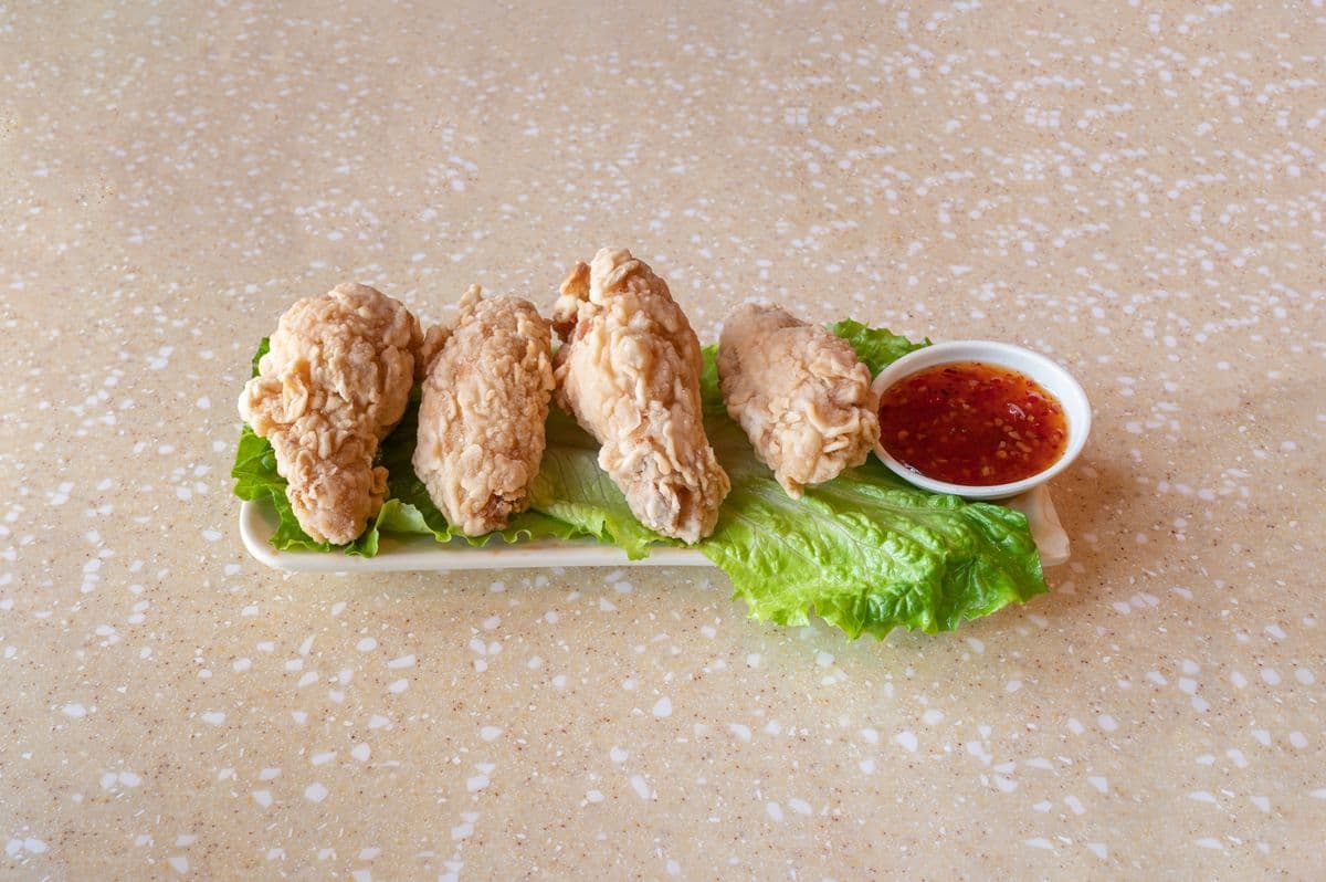 Deep Fried Chicken Wings 炸鸡翼 (4 pcs)