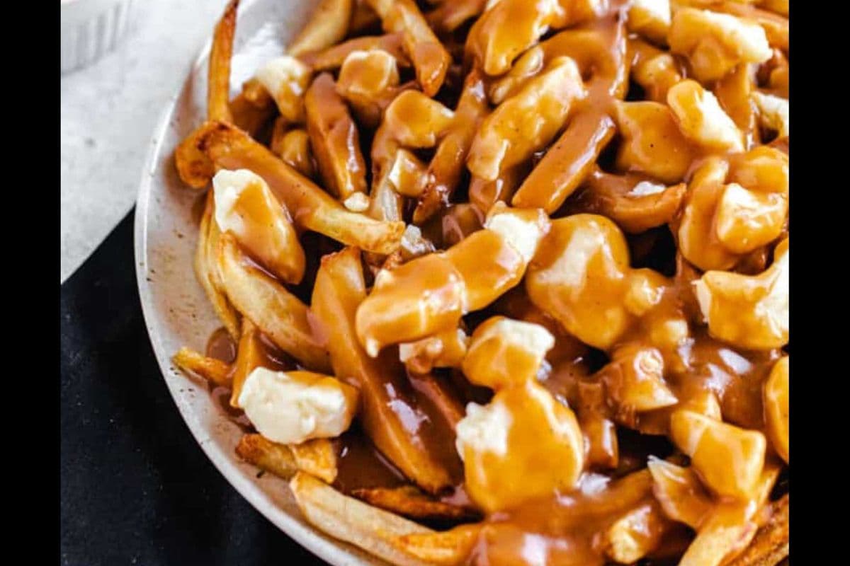 Classique Poutine/Classic Poutine
