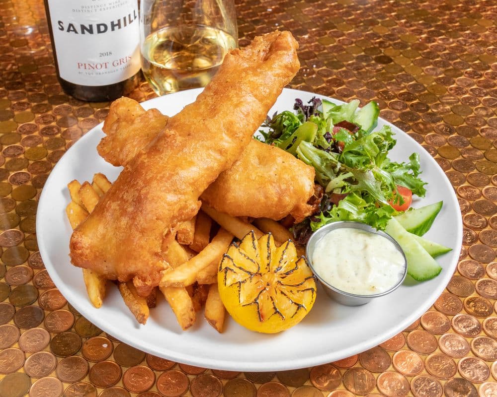 Fish and Chips (2 pcs).