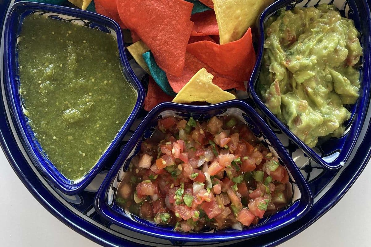Fiesta Salsa and Chips (250 g each + 400 g chips)