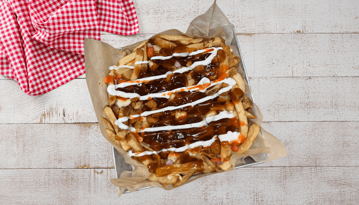 Buffalo Ranch Chicken Poutine