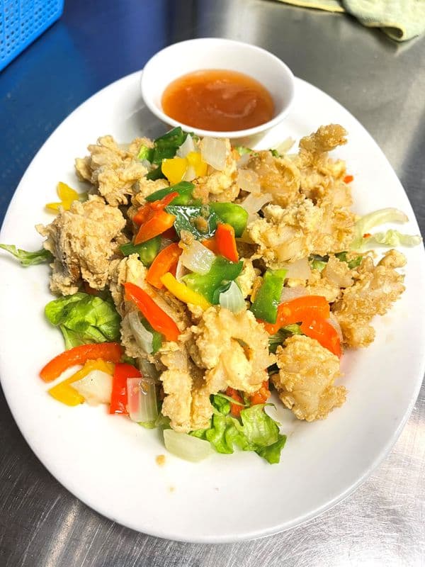 A18. Slice Squid Deep-Fried (Muc Chien Gion) (12 pcs)