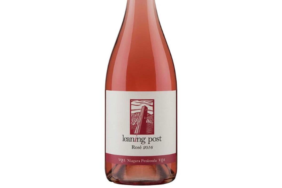 Leaning Post Rose (1 x 750 ml)