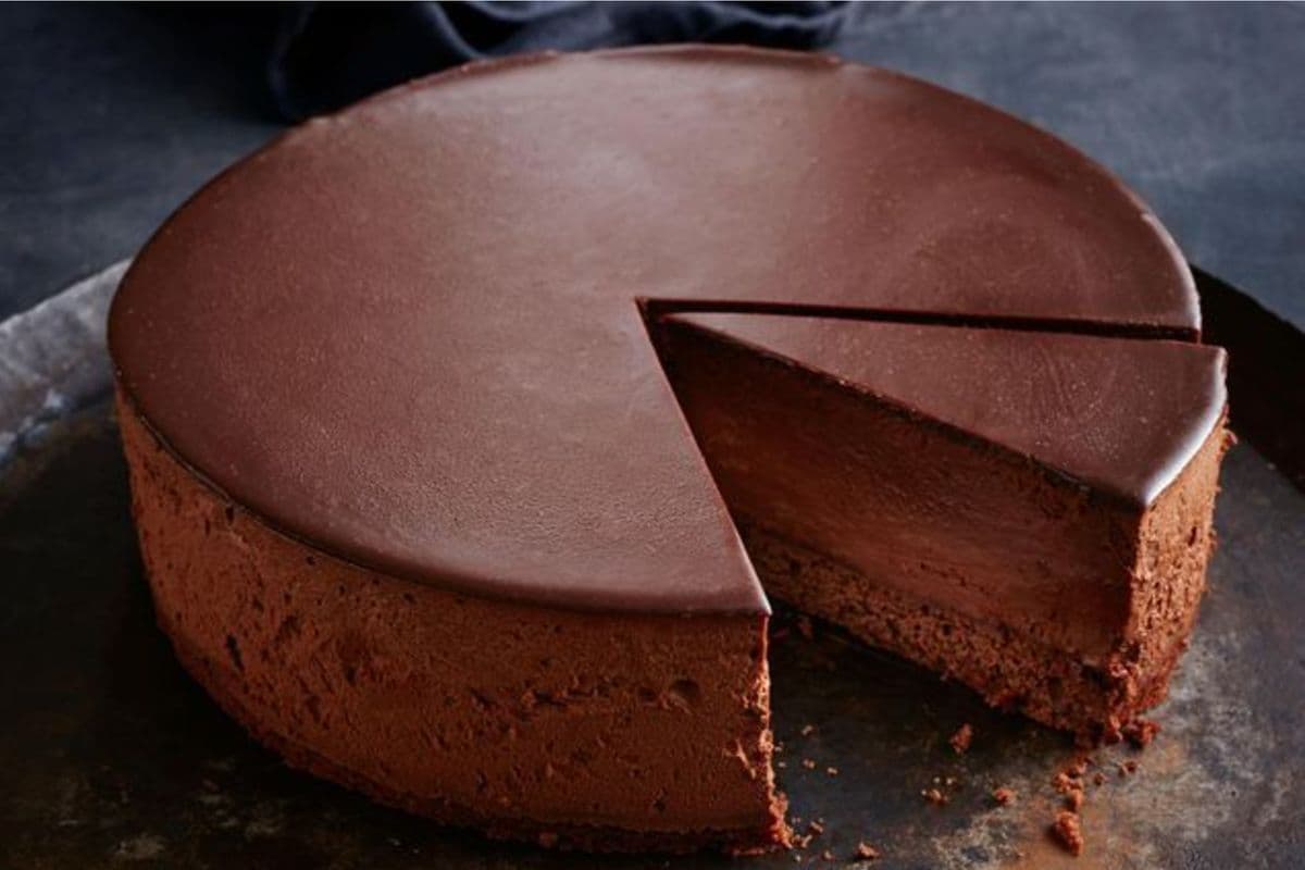 High End Full Chocolate Mousse Cake (10 Inches Round )