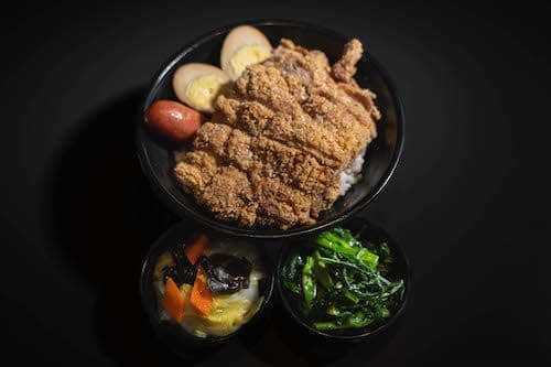 (Bento)香酥雞排便當 / (Bento) Deep Fried Boneless Chicken Steak Bento