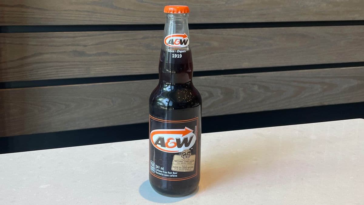 A&W Root Beer (341 ml Glass bottle)