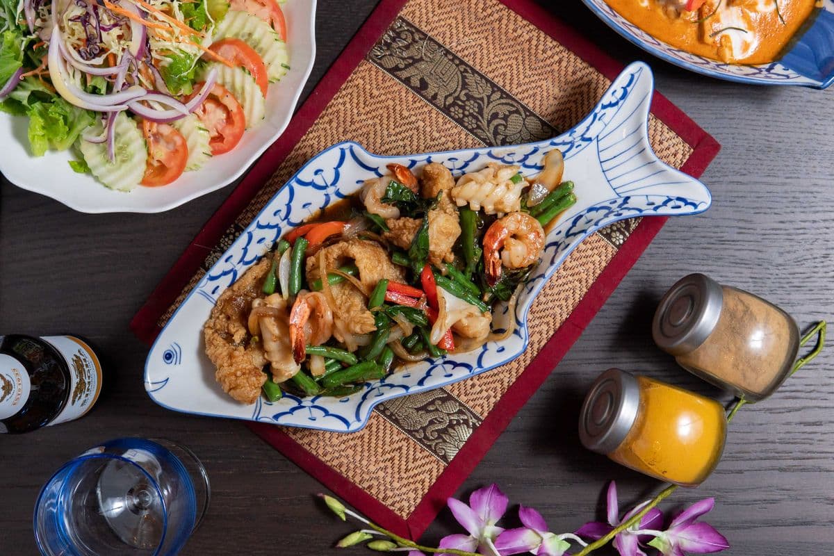 Pad Gra Prao Talay