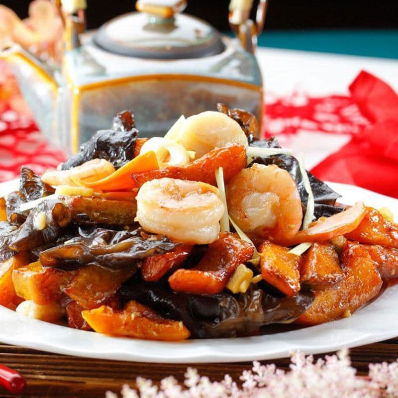 Sauteed Seafood with Squash & Black Fungus 金瓜雲耳炒三鮮