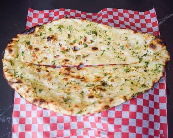Garlic Naan / Garlic Naan
