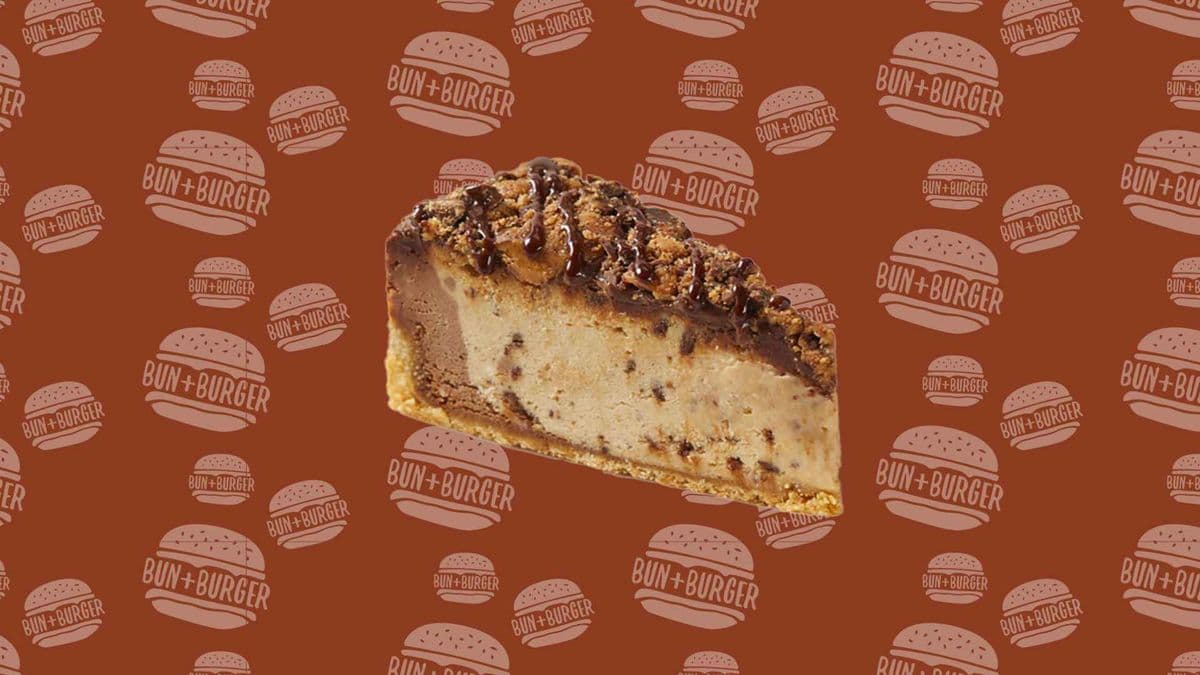 The Cheesecake Factory Bakery Reese's Peanut Butter Chocolate Cheesecake