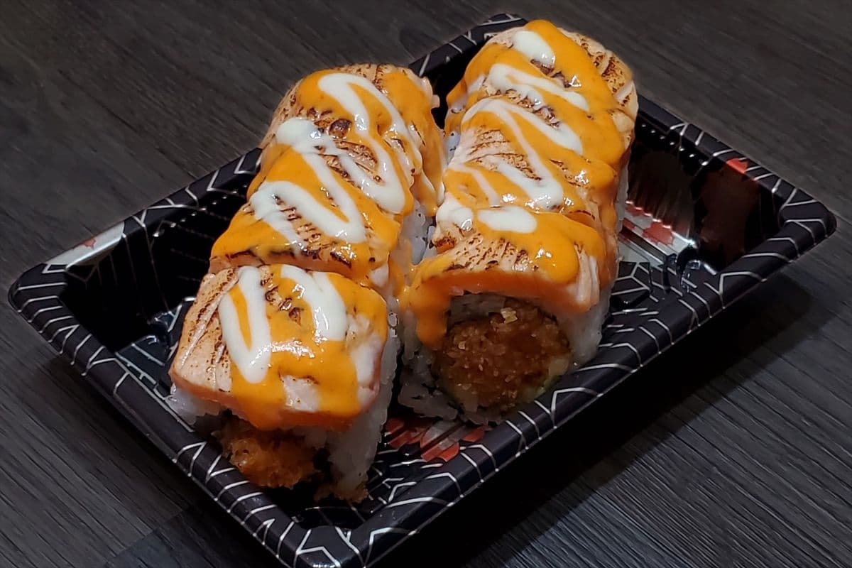 TR02. Salmon Lover (8 pcs)