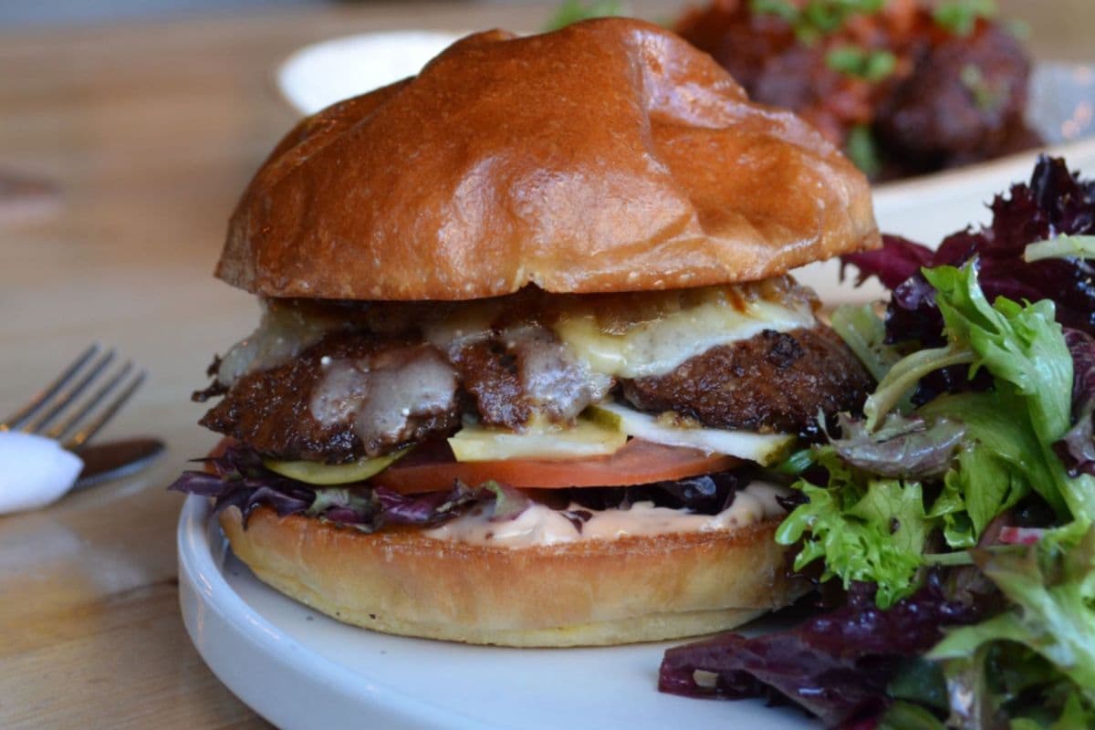 CONTENDER SMASHBURGER