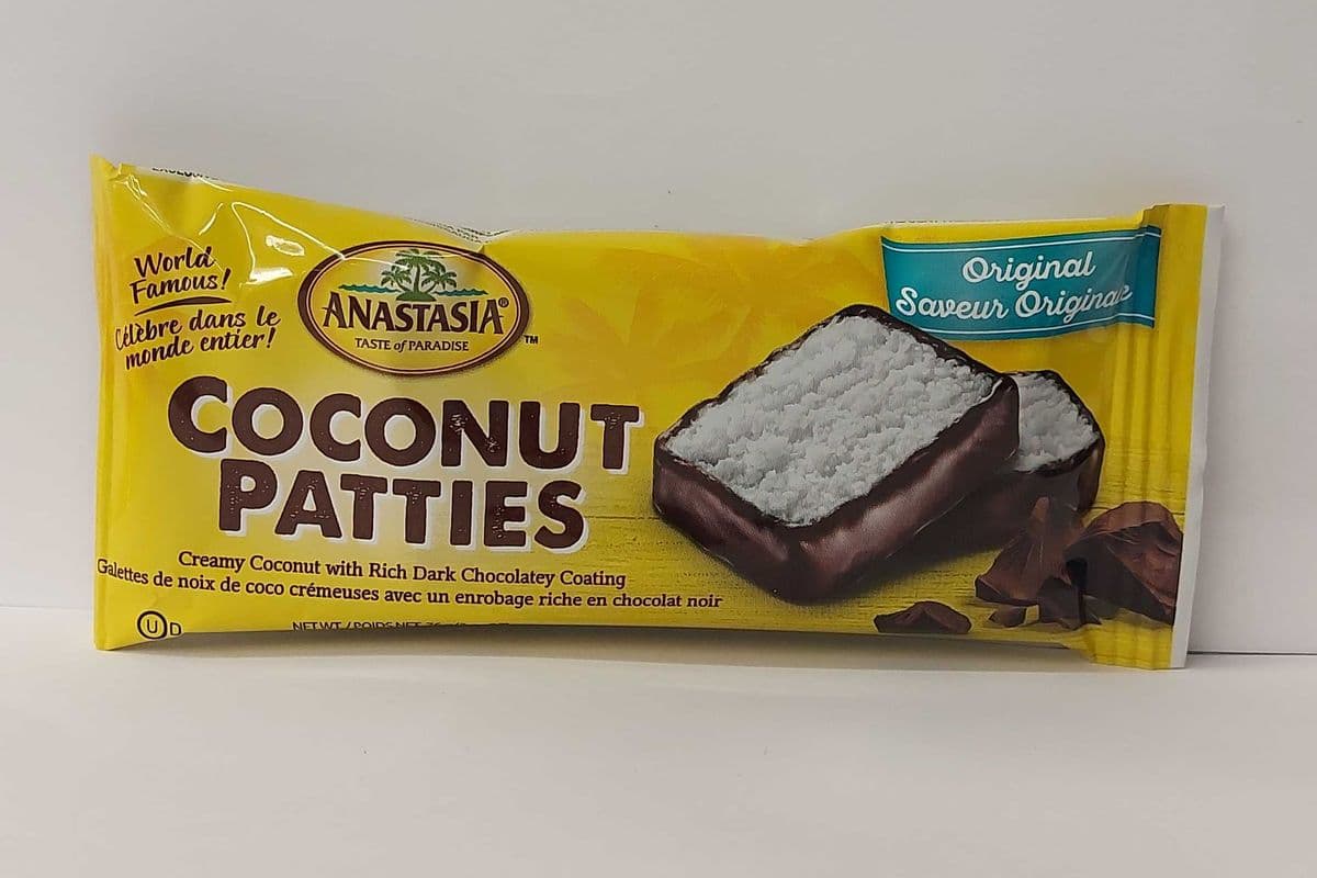 Anastasia coconut patties (76g)