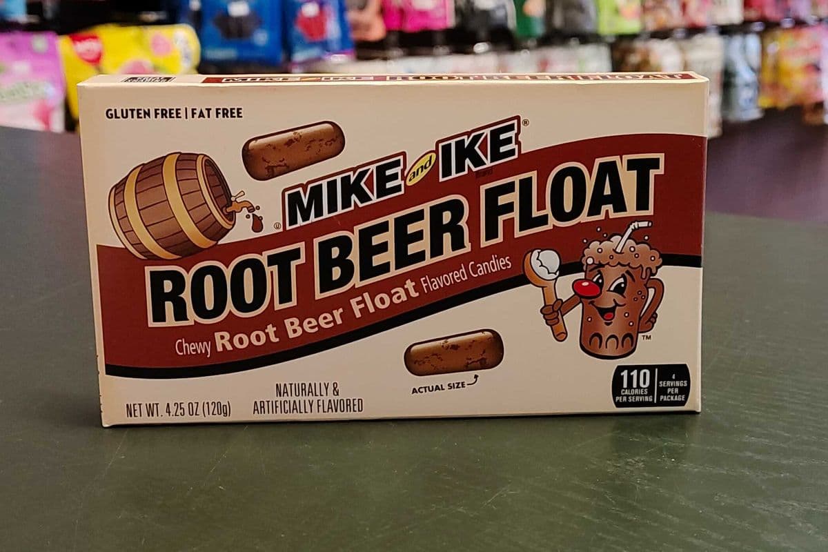Mike & Ike Root Beer Float Candy Theater Box (120g)