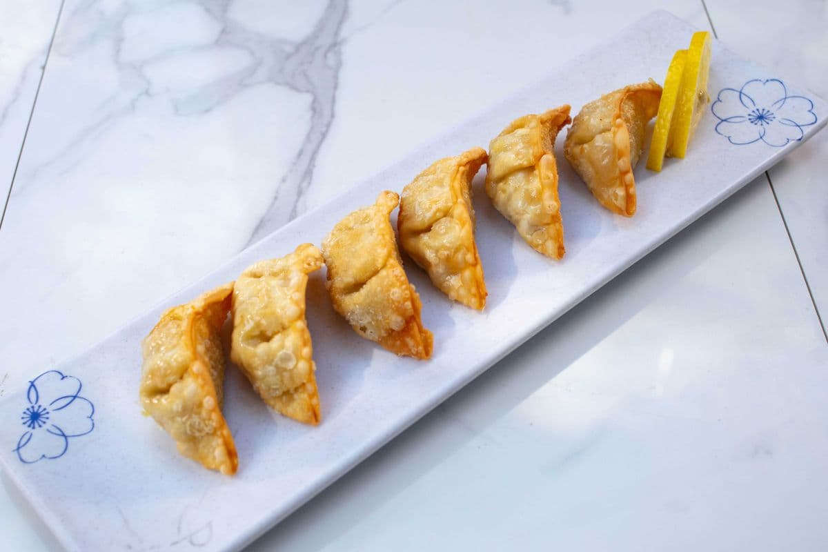 Chicken Gyoza (6 pcs)