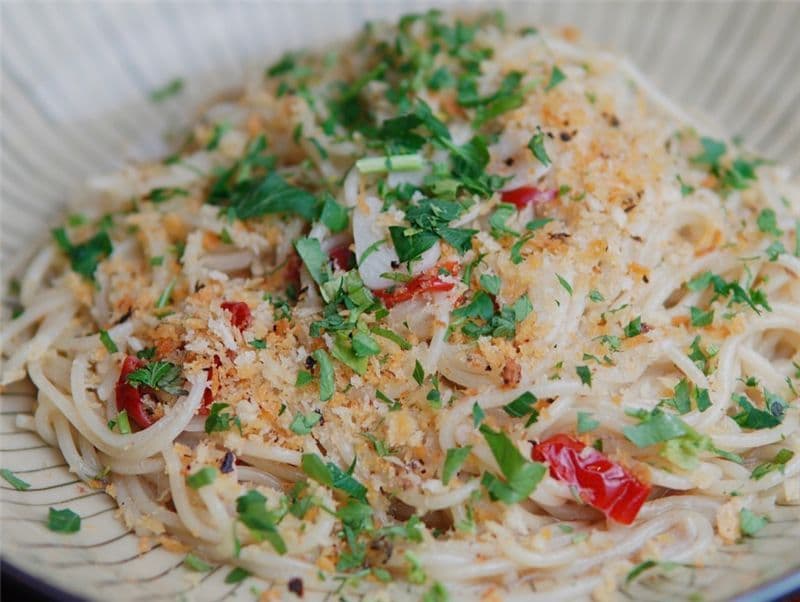 Anchovy Peperoncino
