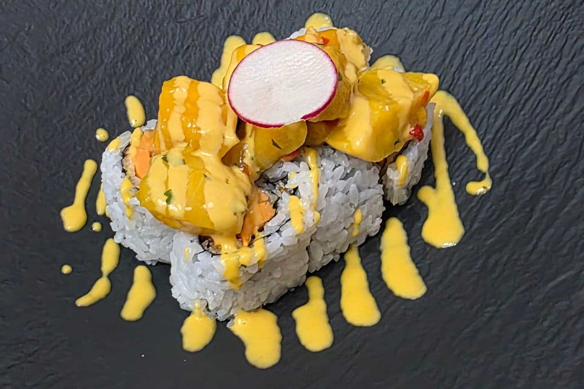 Lady Mango Roll