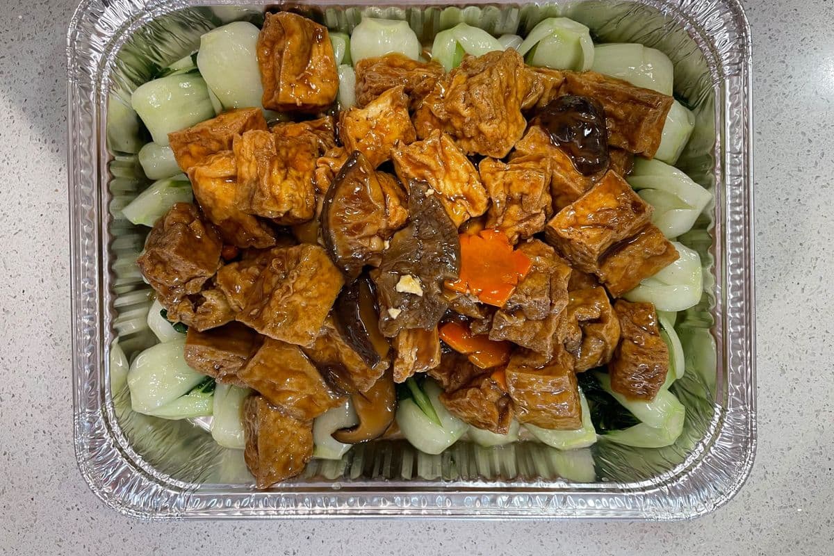 Braised Tofu 紅燒豆腐 Party Tray R