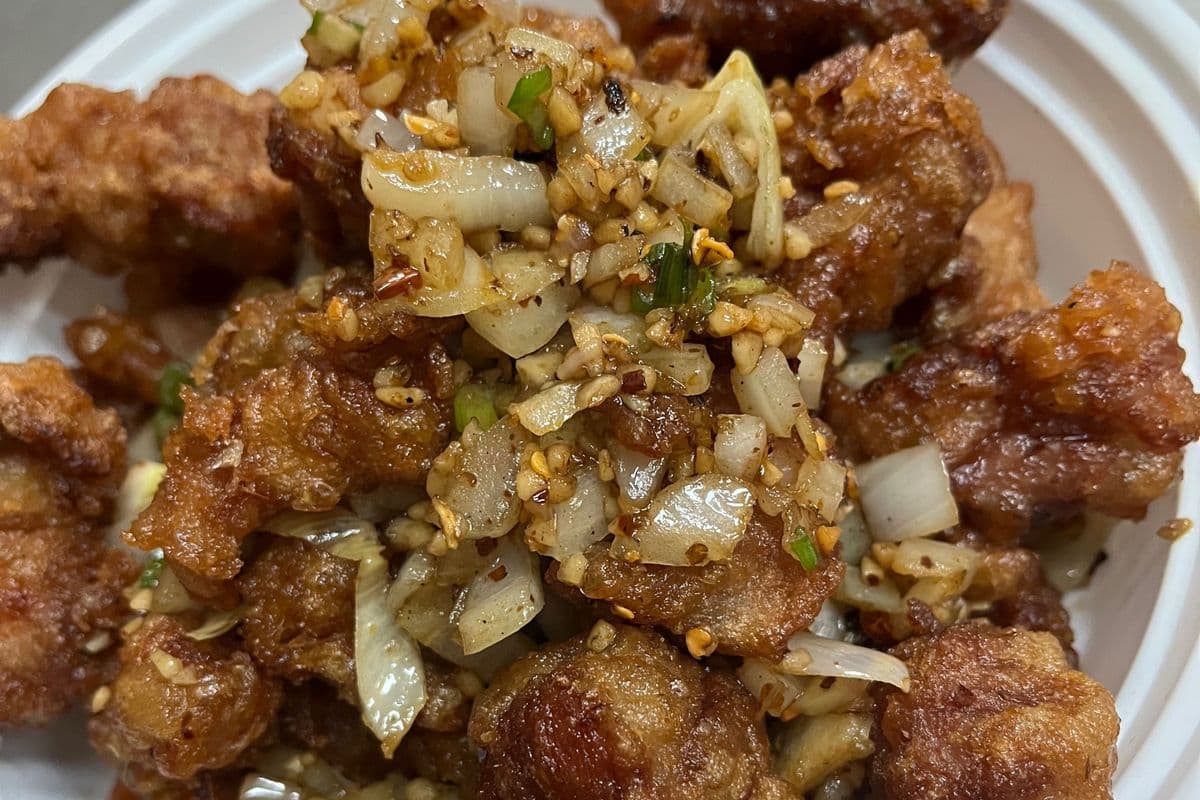 Bone in Hot Spicy Garlic Spareribs召盐骨