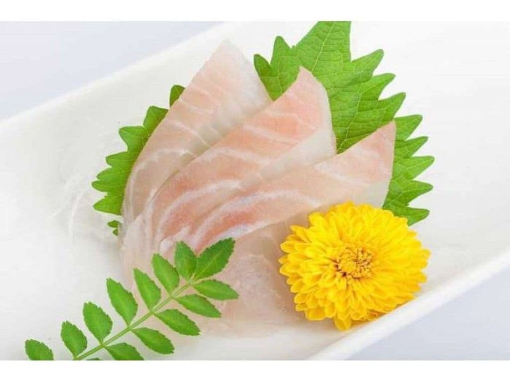 Tai Sashimi 3pcs