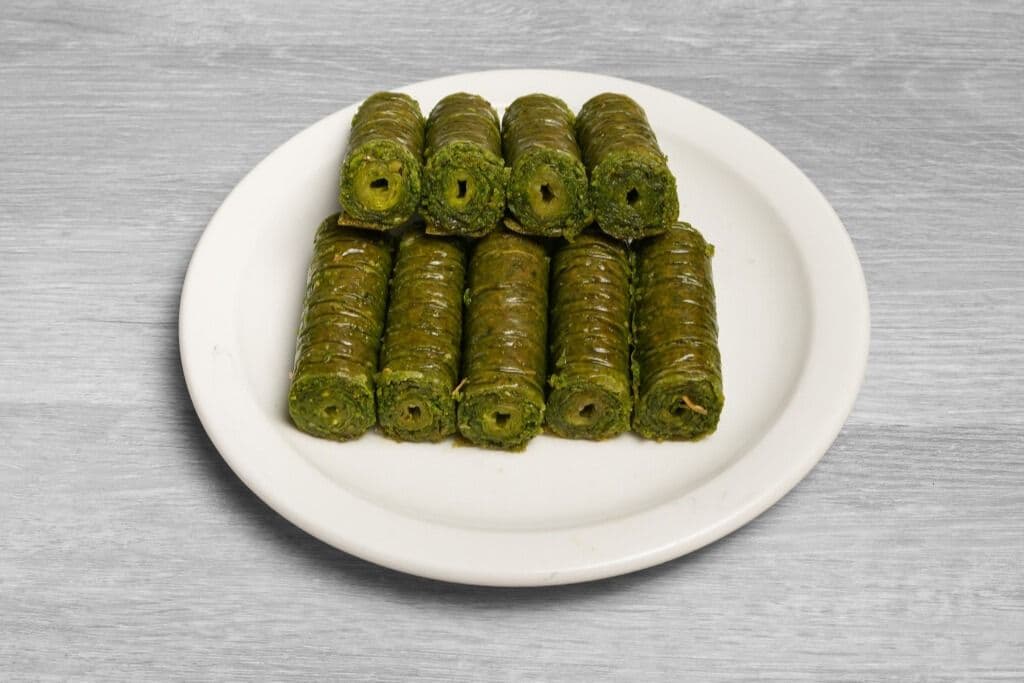 ¼ kg (Quarter Kilogram) Assabah with Pistachio
