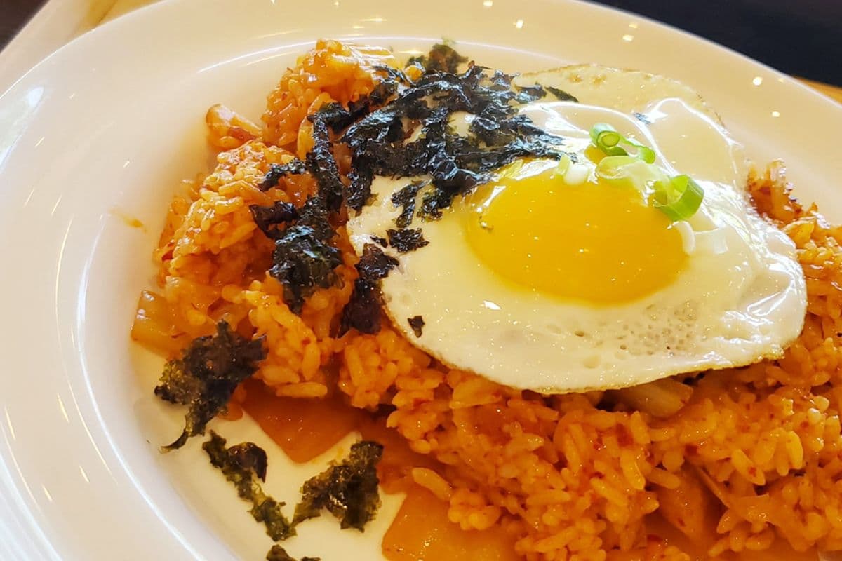 Kimchi Fried Rice 김치볶음밥