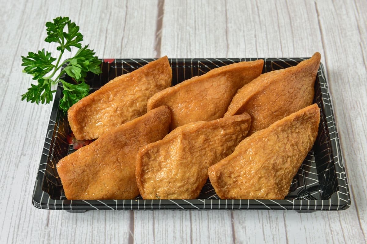 F10. Bean Curd Sushi (6 Pcs)
