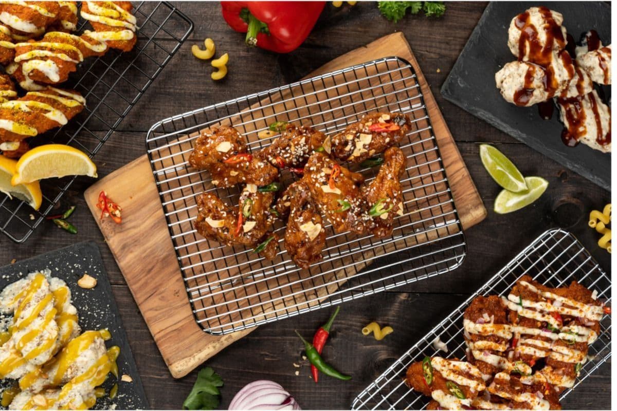 Wings (10 lbs)