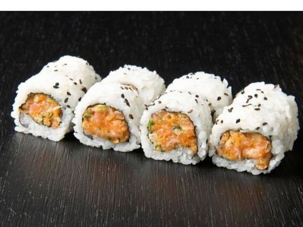 Spicy Salmon Roll